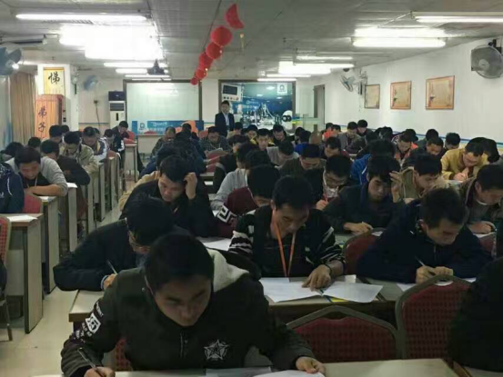 智通培訓自動化學院月度考核及頒獎01 智通培訓自動化學院月度考核及頒獎01